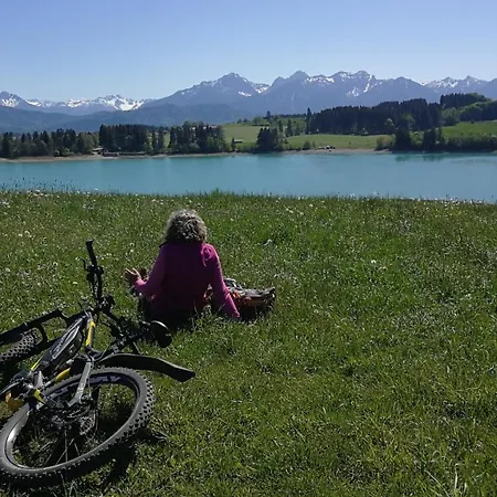 Apartment Haus Hopfenseeblick Hopferau